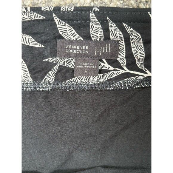 J.Jill Wear Ever Collection Asymmetric Skirt Women’s Size Large Black Leaf Print - Picture 3 of 7